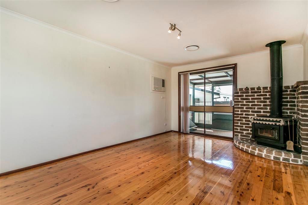 25 Lyn Circuit, JAMISONTOWN, NSW 2750