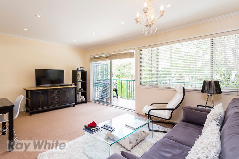 371 Cornwall Street, GREENSLOPES QLD 4120
