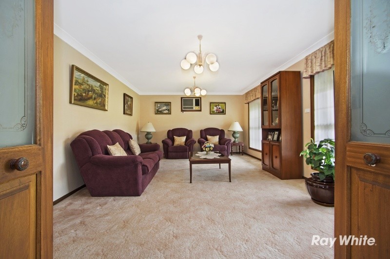 32 Crestwood Drive, BAULKHAM HILLS, NSW 2153