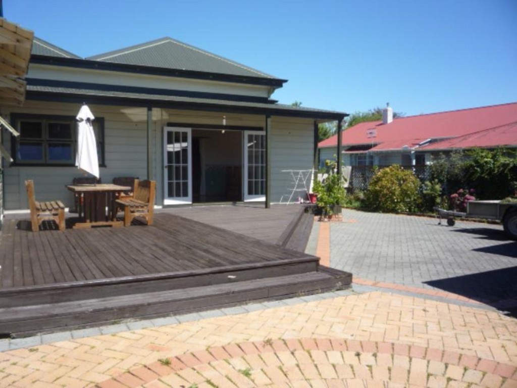 16 Nelson Street, FEILDING, Manawatu District