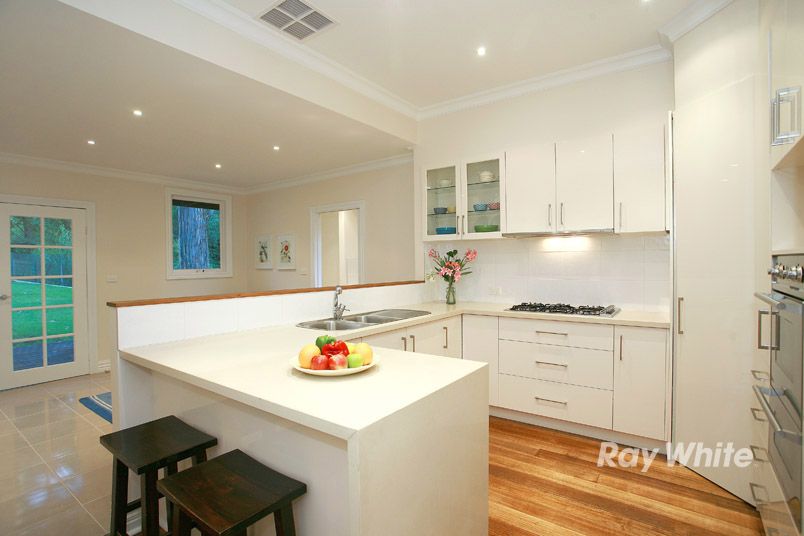 122 Old Belgrave Road, UPWEY, VIC 3158