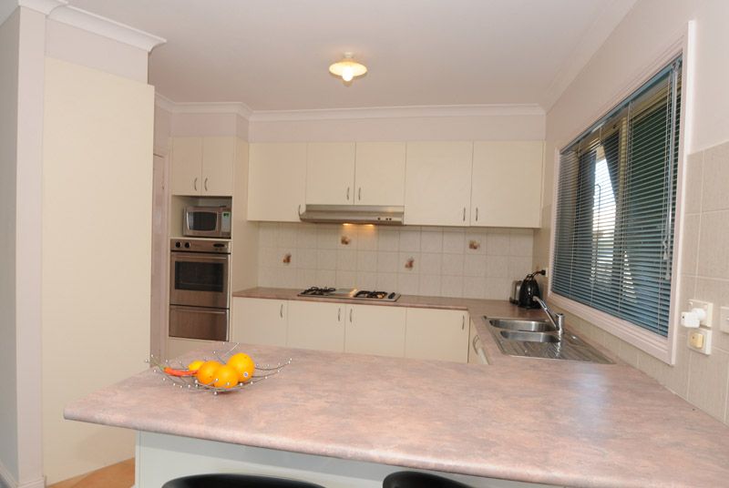 2/63  David Street North, KNOXFIELD, VIC 3180