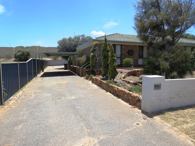 4 Glass Crescent, MAHOMETS FLATS, WA 6530