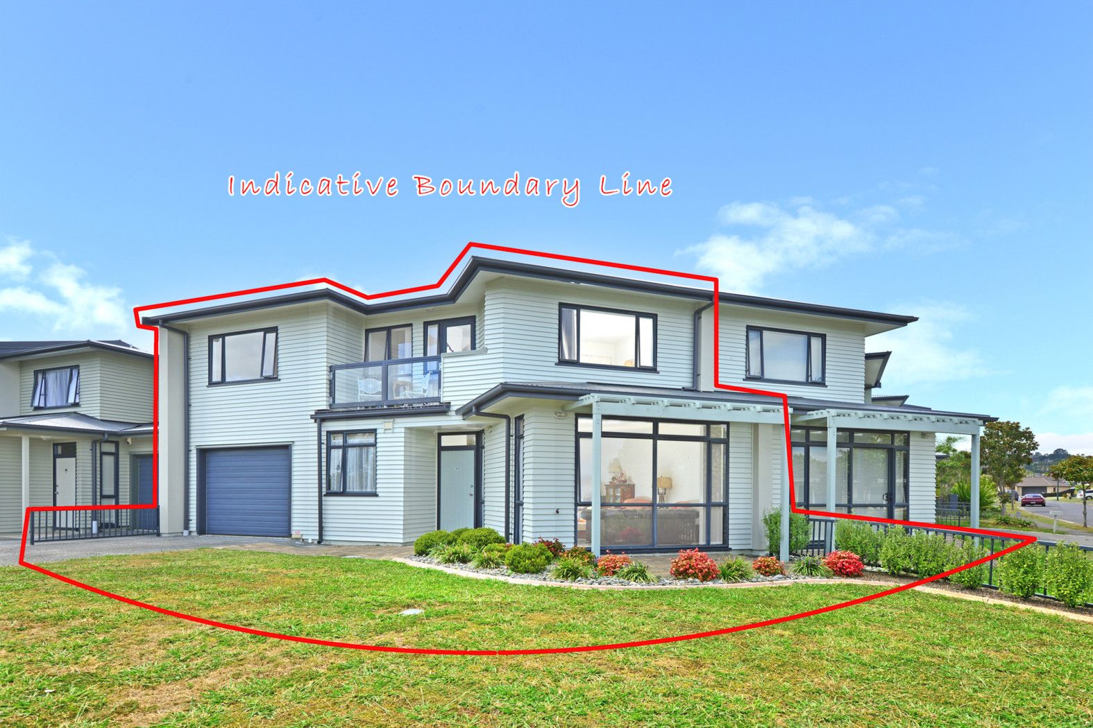 17/2 Armoy Drive, Dannemora, Manukau City