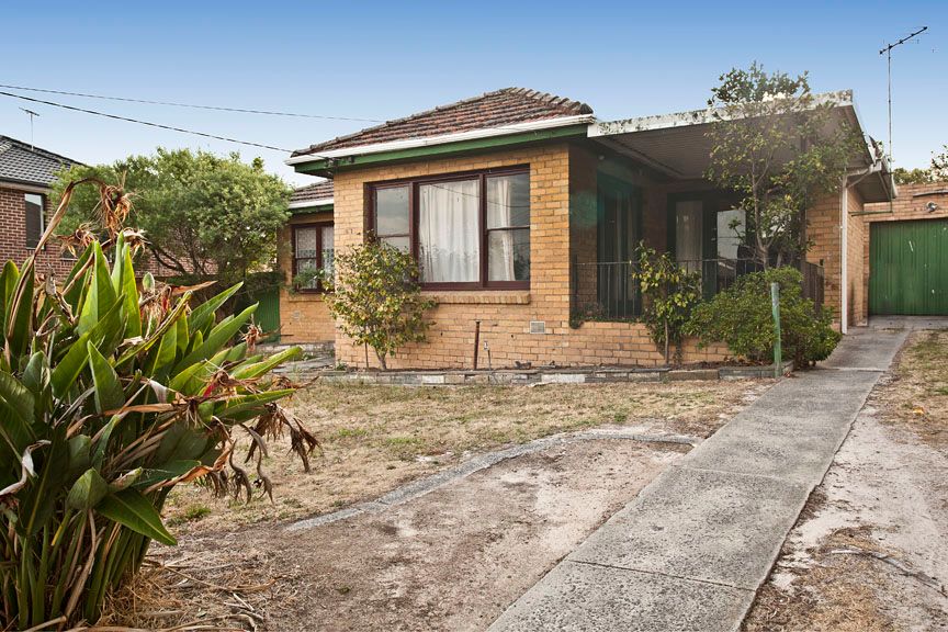 5 Howell Drive, MOUNT WAVERLEY VIC 3149