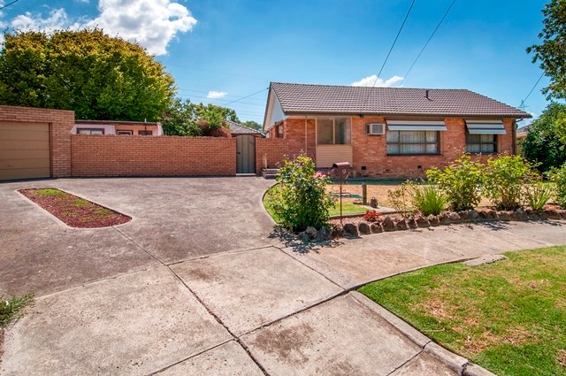 9 Honni Court, FAWKNER, VIC 3060