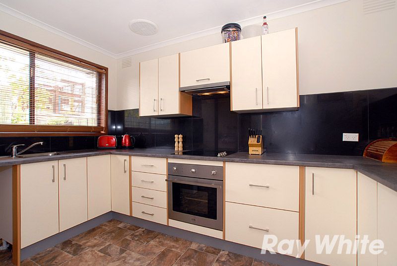 4/8 Elmhurst Road, BAYSWATER NORTH, VIC 3153