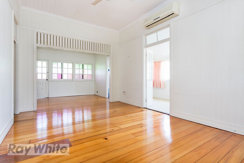 28 York Street, Coorparoo QLD 4151