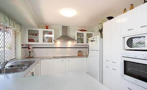 3 Mackerel Street, SANDSTONE POINT, QLD 4511