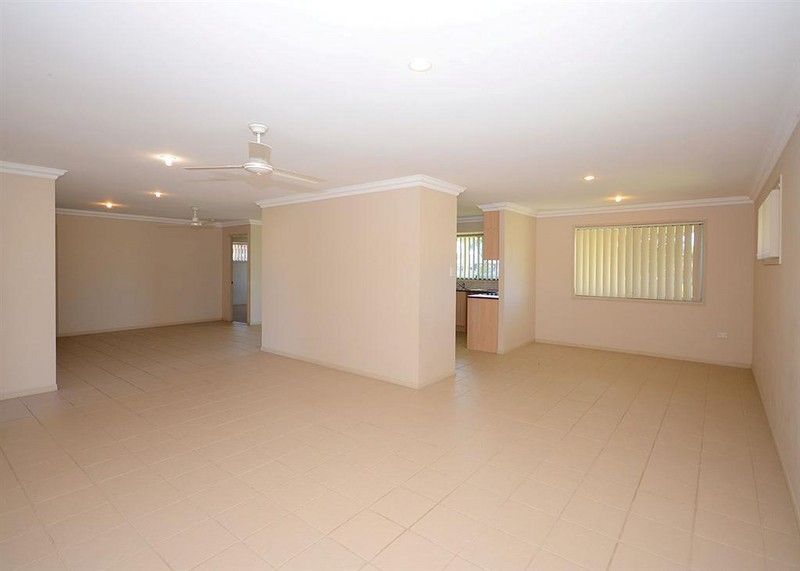 11 MARCOCCI Street, URRAWEEN, QLD 4655
