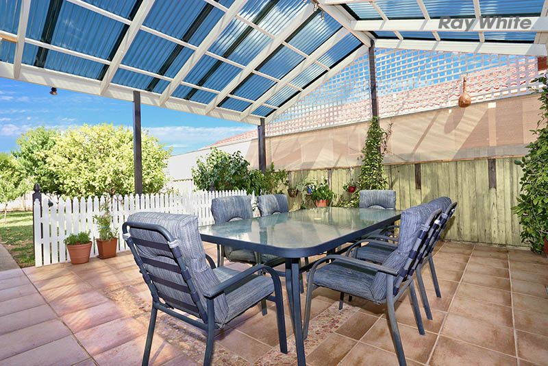 40 Saratoga Crescent, KEILOR DOWNS, VIC 3038