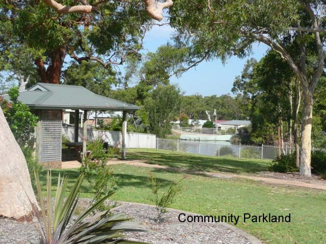 18 Delavia Drive, LAKE MUNMORAH, NSW 2259