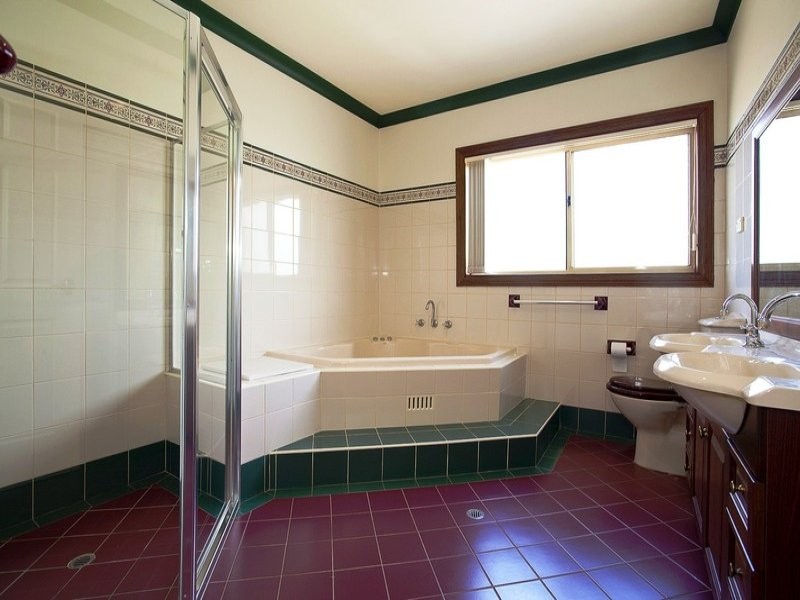 37 Begovich Crescent, ABBOTSBURY, NSW 2176