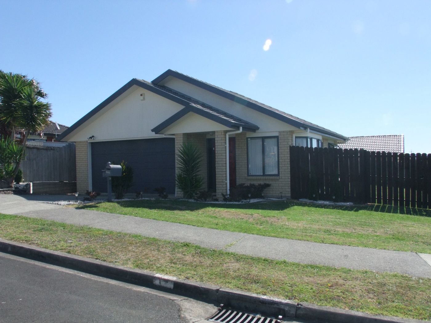 1 Genesis Place, FLAT BUSH, Manukau City