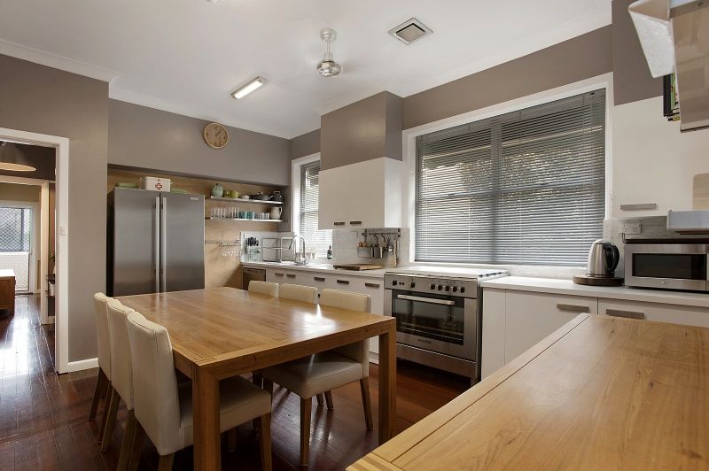 30 Collinson Street, TENAMBIT, NSW 2323