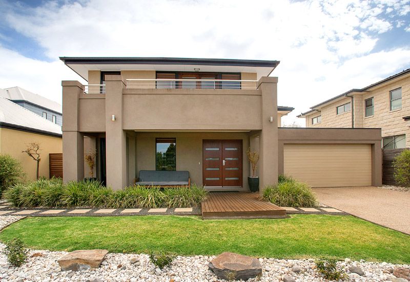 21 Waterside Drive, WATERWAYS VIC 3195
