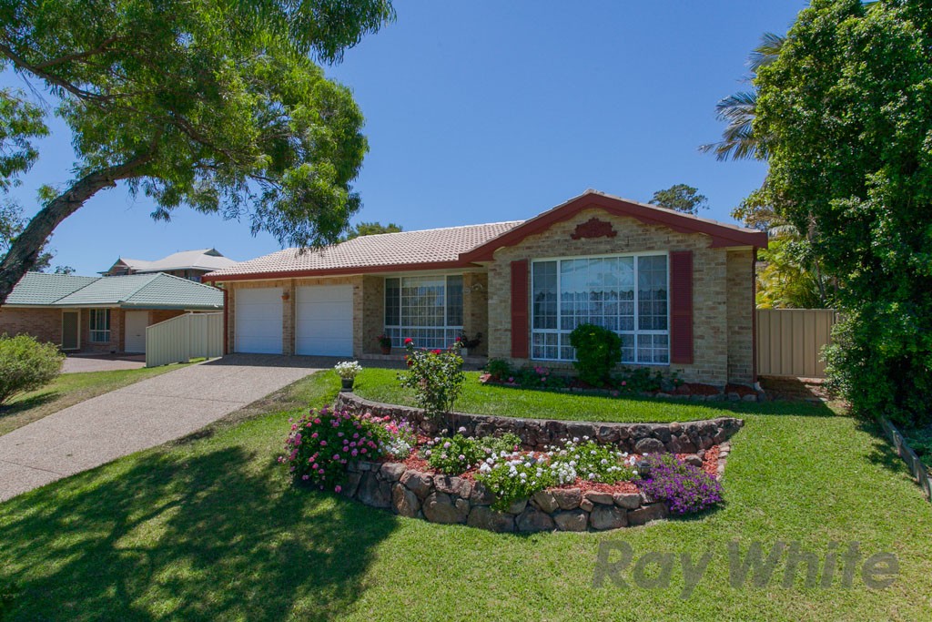 11 Kirkwood Close, CAMERON PARK, NSW 2285