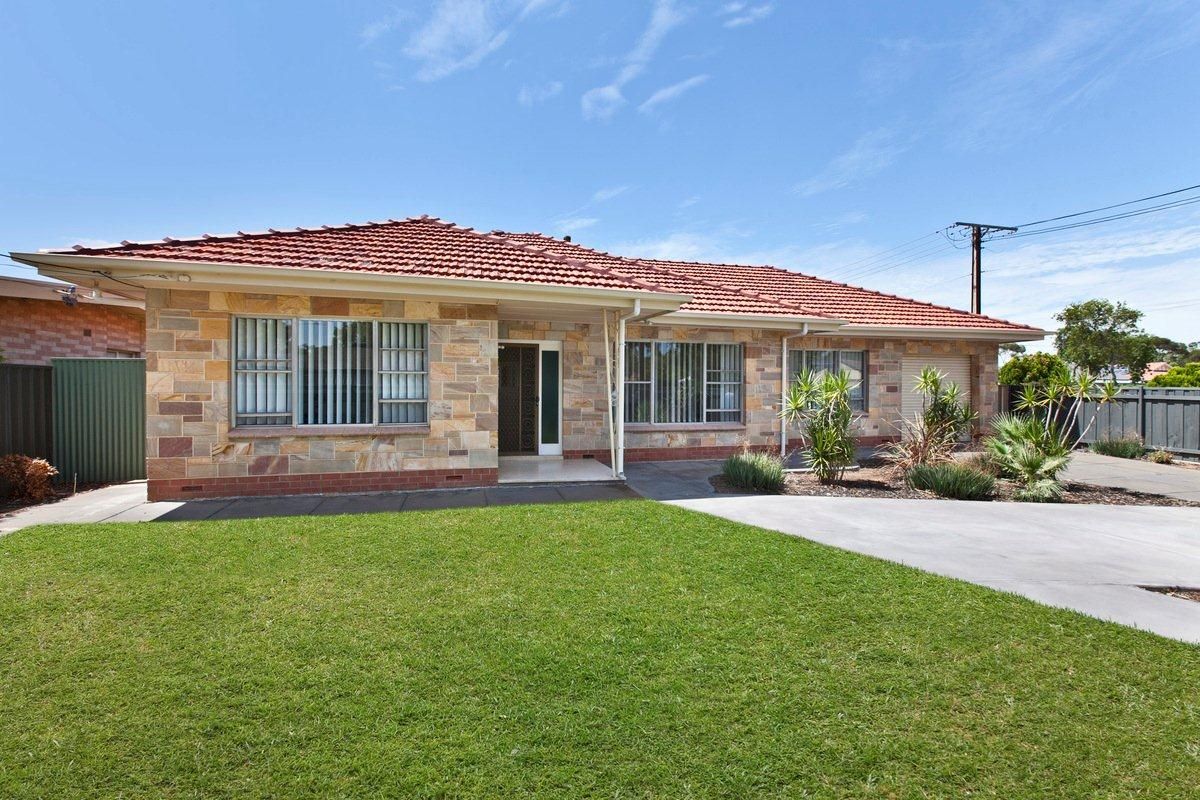 12 Whittlesea Street, PARALOWIE SA 5108