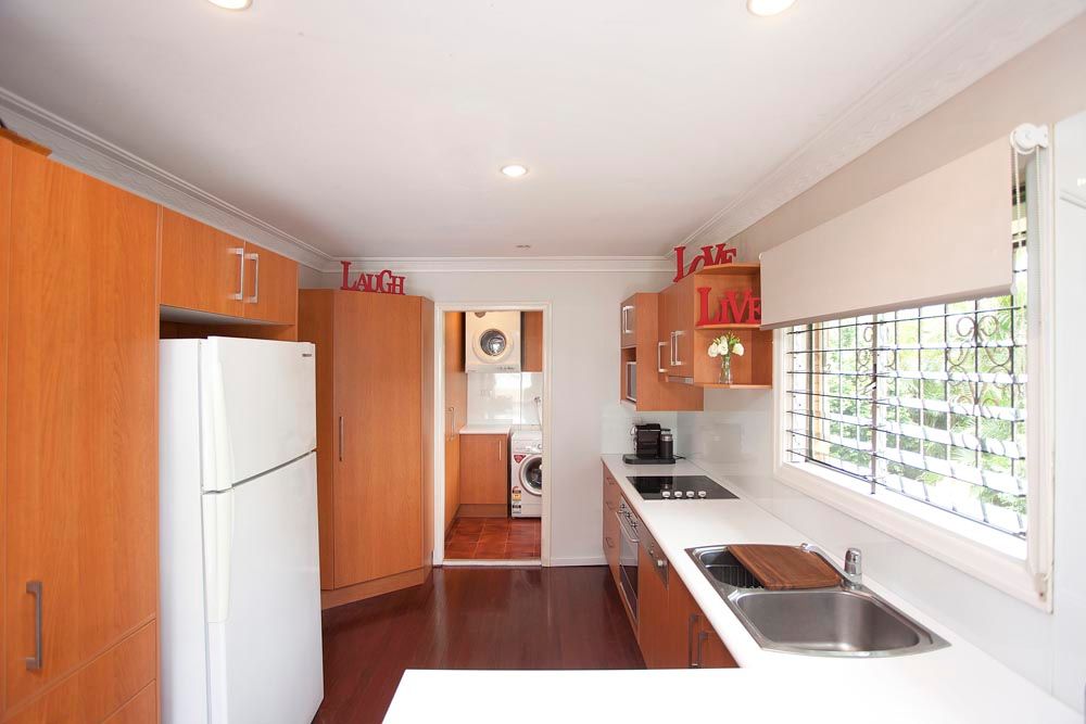 11 Dupre Street, UPPER MOUNT GRAVATT, QLD 4122