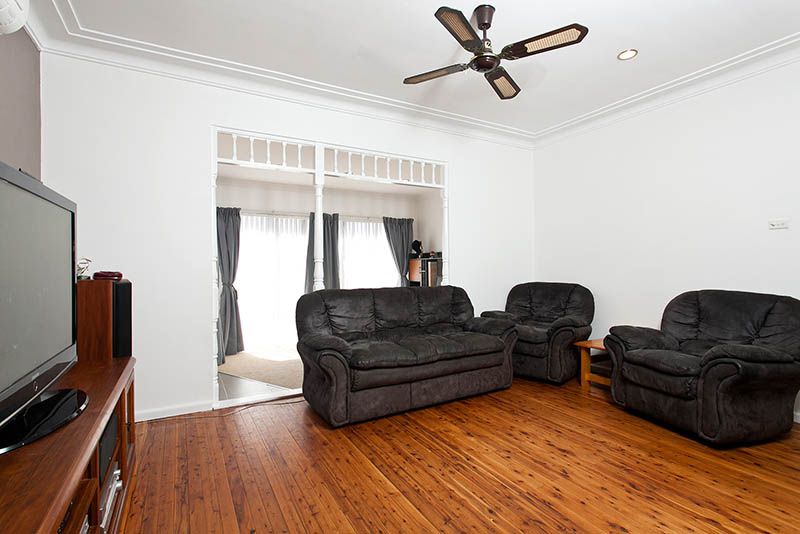 318 Shellharbour Road, BARRACK HEIGHTS, NSW 2528