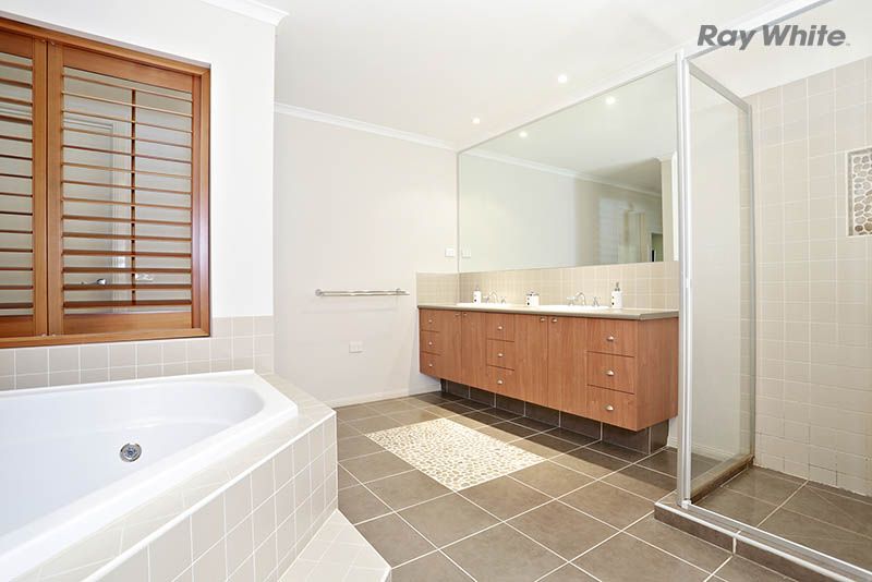 13 Windsor Court, HILLSIDE, VIC 3037