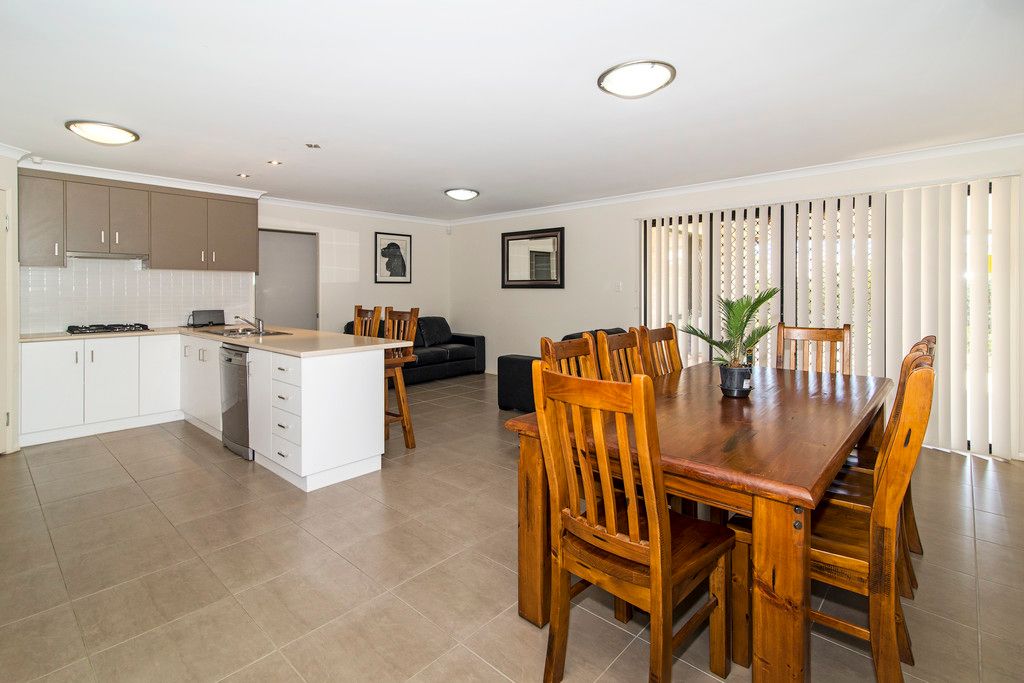 37 Coolana Crescent, HARRISTOWN, QLD 4350