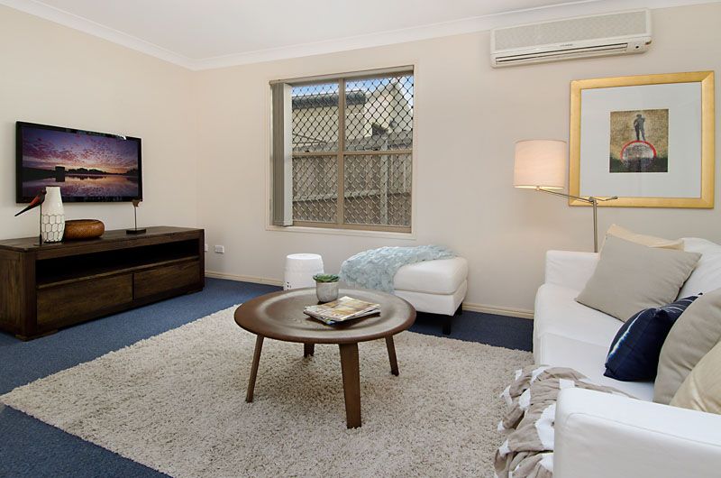1/29 Oatland Crescent, HOLLAND PARK, QLD 4121