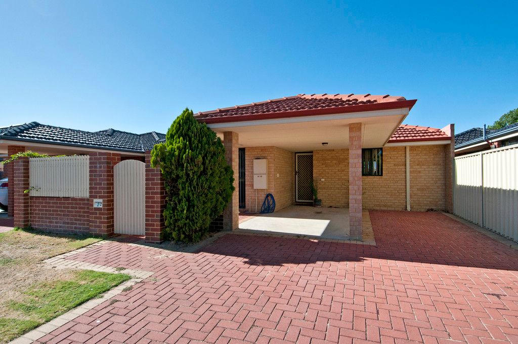 2 Pamplona Boulevard, PORT KENNEDY WA 6172