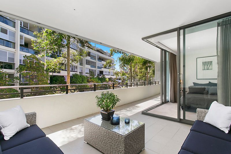 2212/12 Neild Avenue, RUSHCUTTERS BAY, NSW 2011