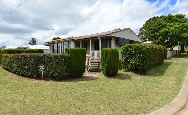 20 Hanlon Street, NEWTOWN QLD 4350