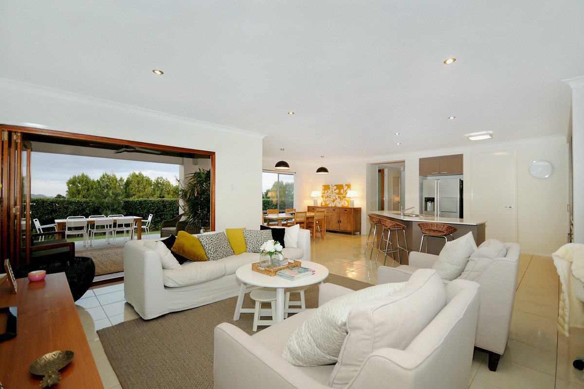 32 Nursery Drive, MIDDLE RIDGE, QLD 4350