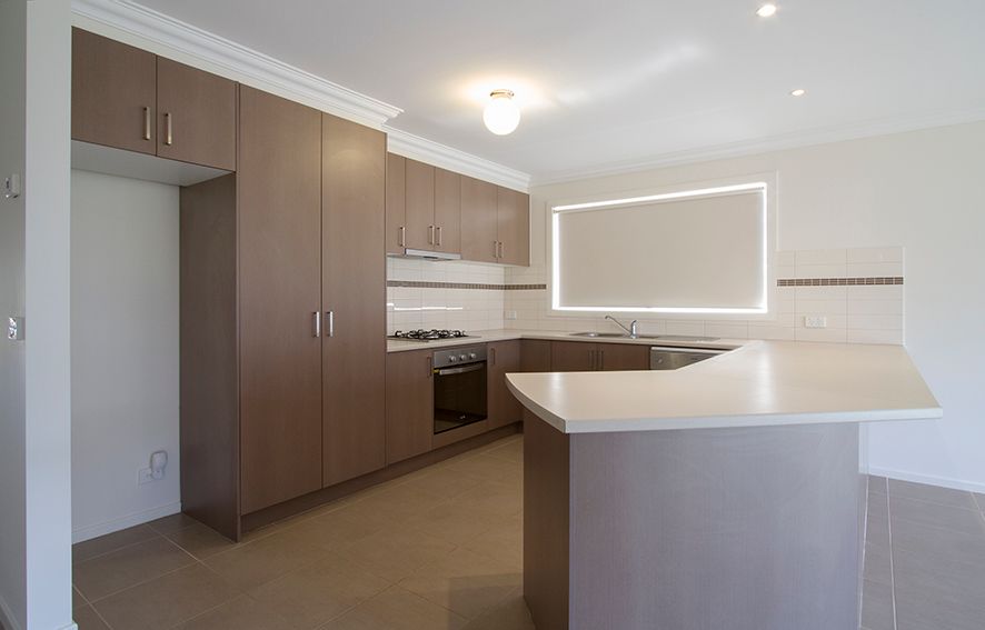 12 Gillow Grove, DOREEN, VIC 3754