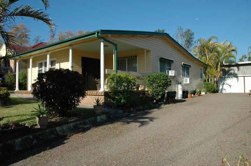 11 Warren Street, SEAHAM, NSW 2324