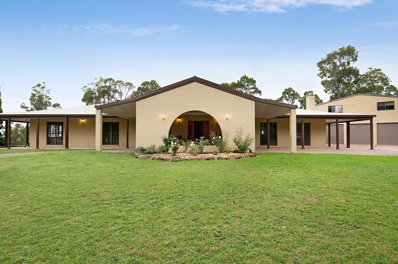 3 Giles Road, SEAHAM, NSW 2324