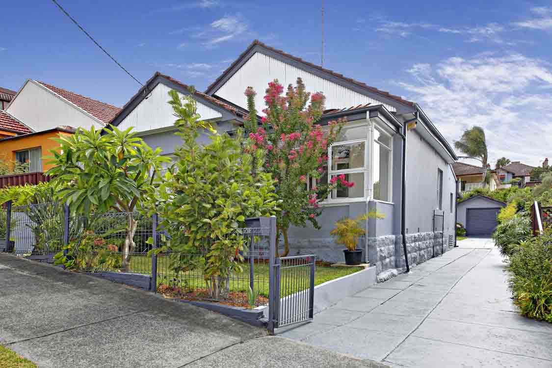 35 Clarence Road, ROCKDALE NSW 2216