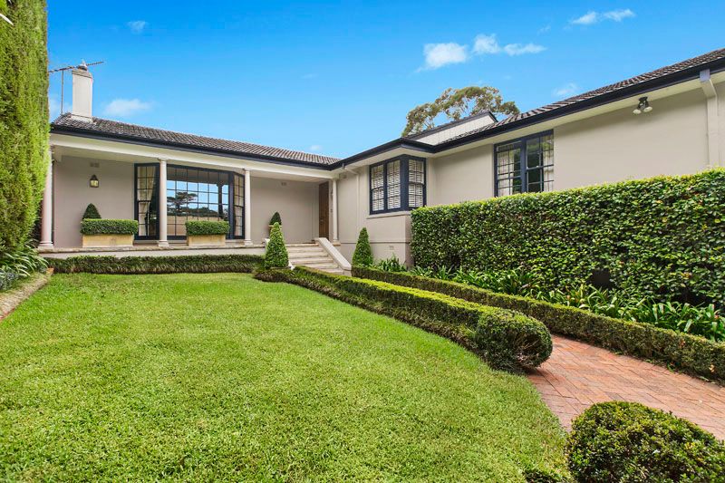 23 Chilton Parade, WARRAWEE, NSW 2074