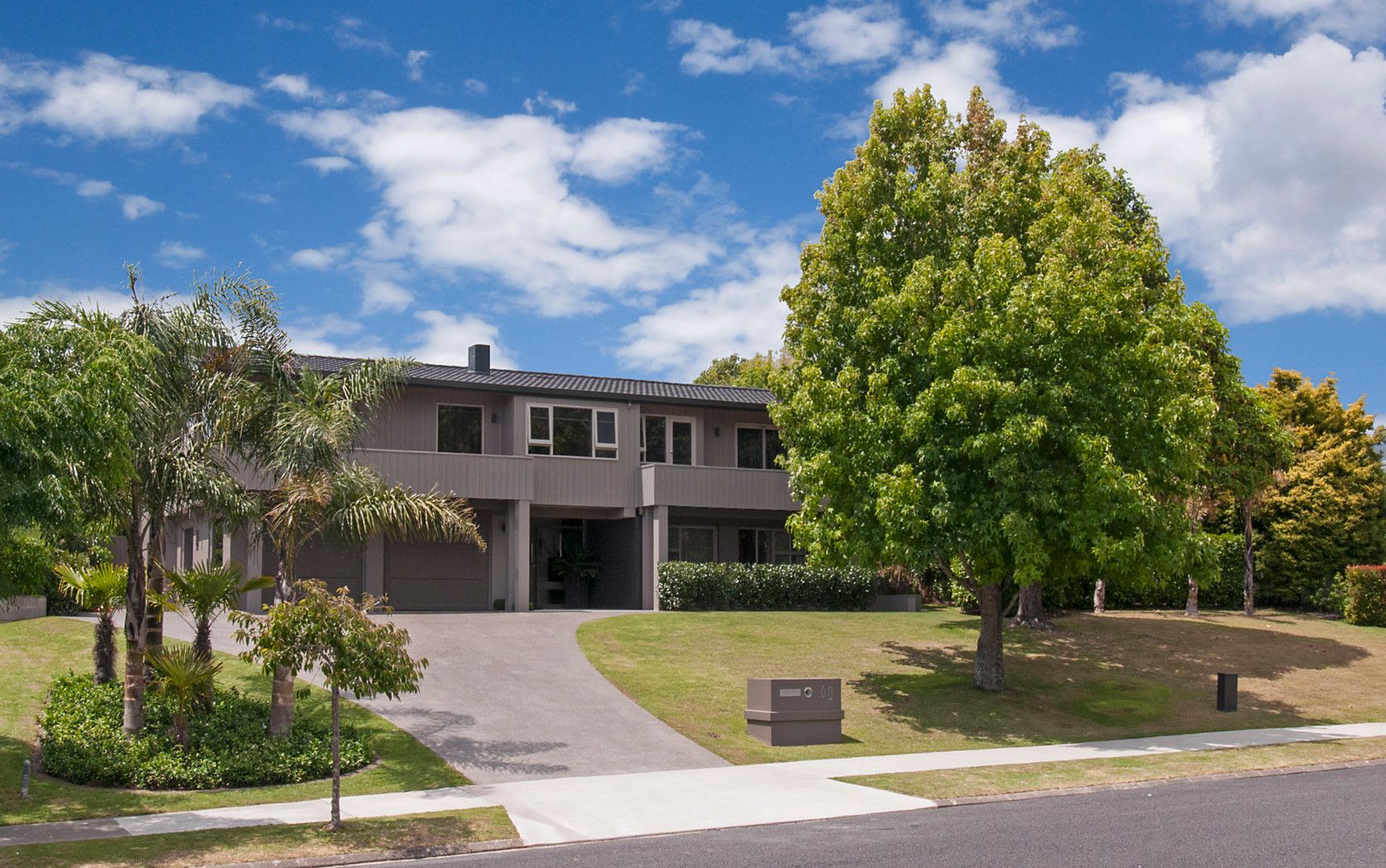 68 Fisher Parade, SUNNYHILLS, Manukau City