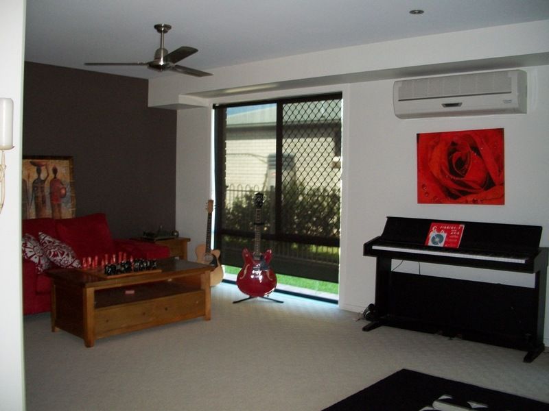 88 Springfield Drive, NORMAN GARDENS, QLD 4701