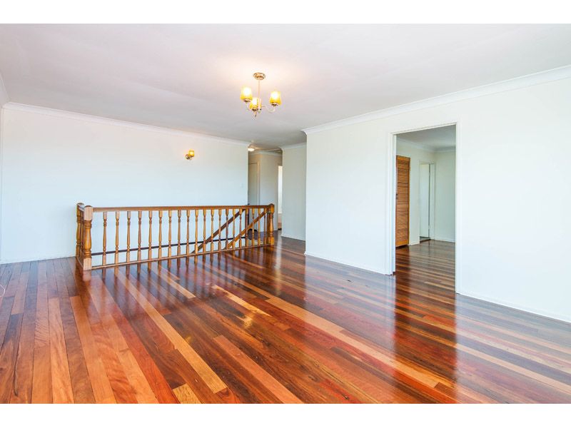 40 Barcelona Street, WISHART, QLD 4122