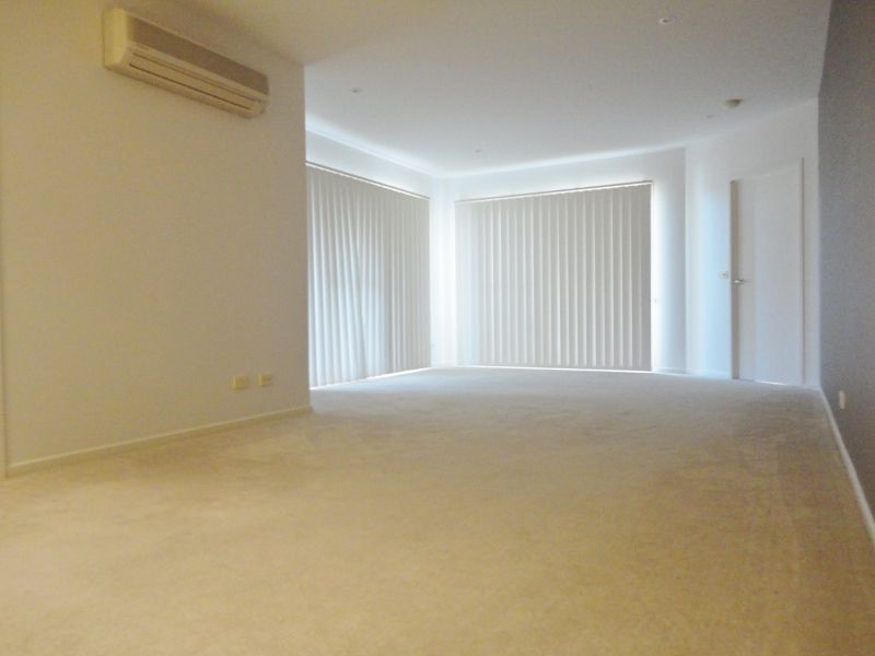 26/12 Waniassa Street, QUEANBEYAN, NSW 2620