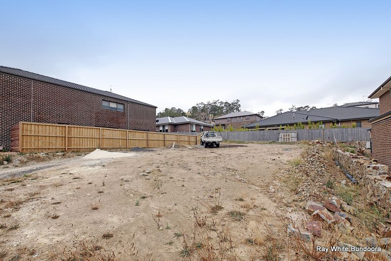 (Lot 320) 5 Palisades Boulevard, SOUTH MORANG, VIC 3752