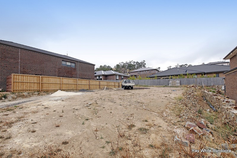 (Lot 320) 5 Palisades Boulevard, SOUTH MORANG, VIC 3752
