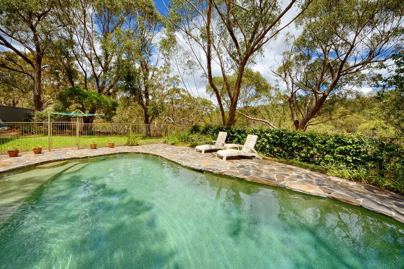 16 Landy Close, MENAI, NSW 2234