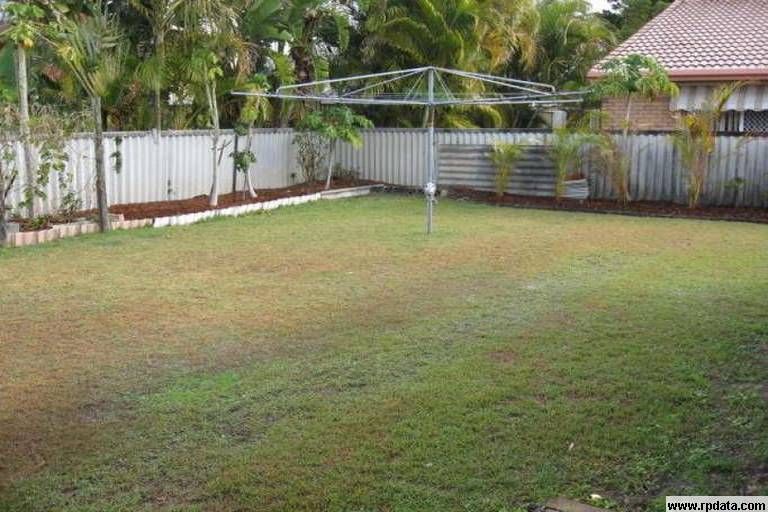 14 SHOVELLER Avenue, PARADISE POINT, QLD 4216