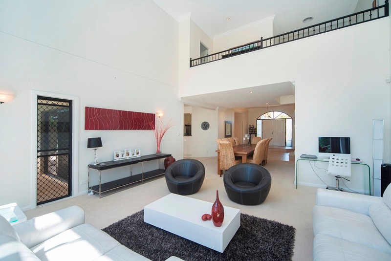 20 Saltwater Terrace, HELENSVALE, QLD 4212