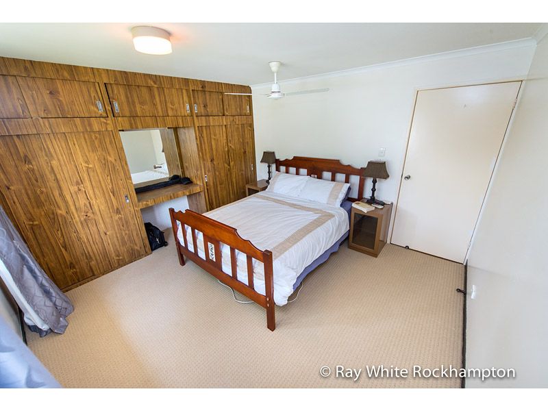 2/14 Peterson Street, WEST ROCKHAMPTON, QLD 4700