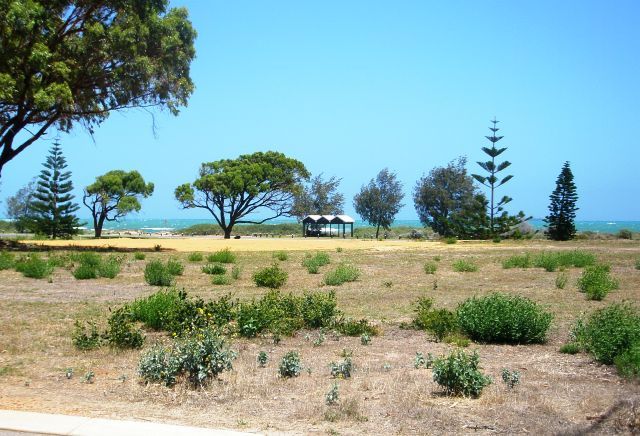 9 Wave Crest Circle, DRUMMOND COVE, WA 6532