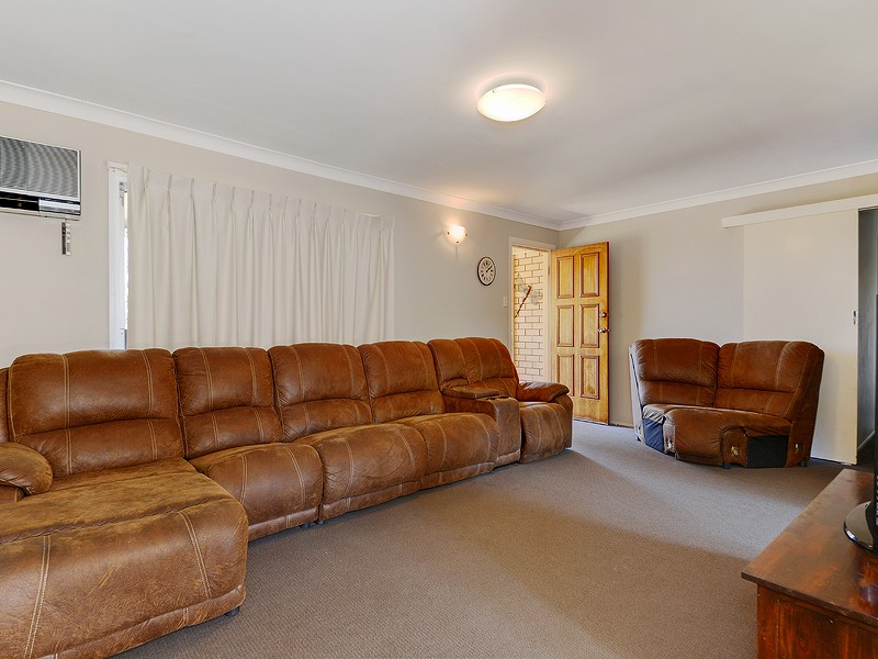 37 Tainton Street, CLONTARF, QLD 4019