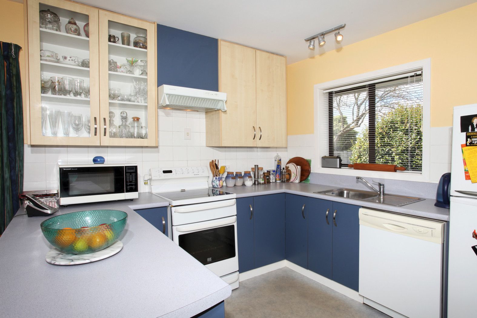 8 Adrian Place, SHIRLEY, Christchurch City