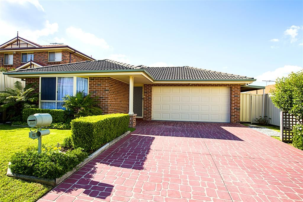 13 Bindee Close, GLENMORE PARK, NSW 2745